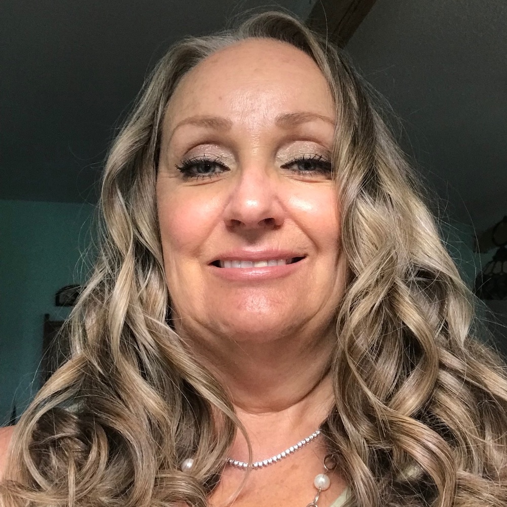 Meet your Posher, Jana